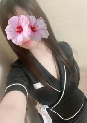 麗日れむ