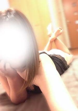片寄 まお