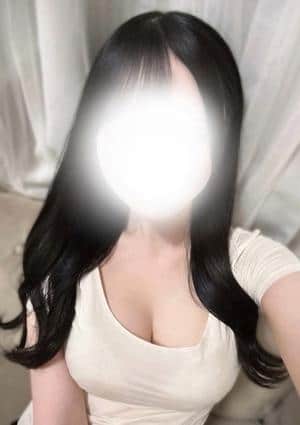 宇佐美みゆ