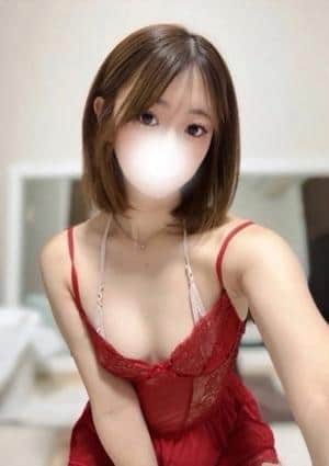 ななは