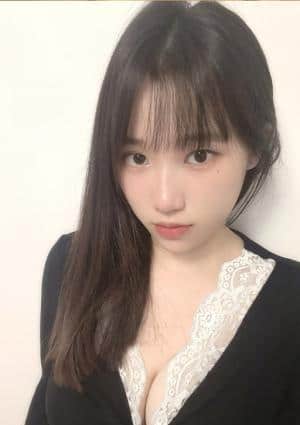 あや