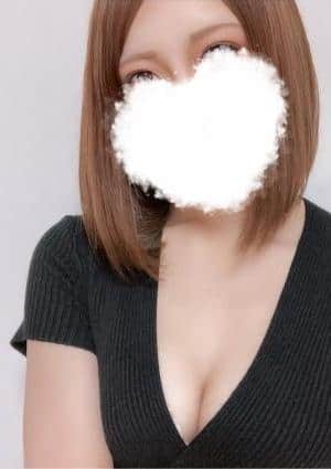 桃谷あずさ