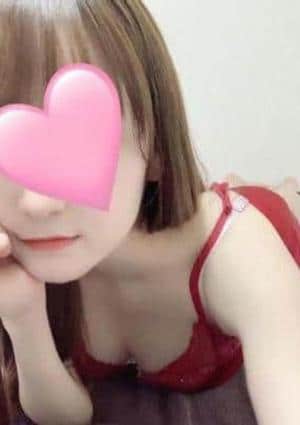 川西レナ