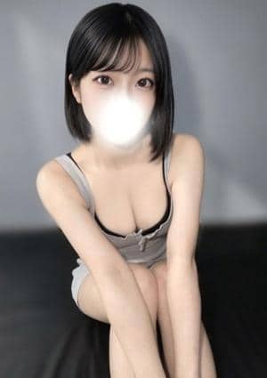 及川なこ