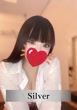 高尾なお