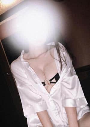 桐谷みれい