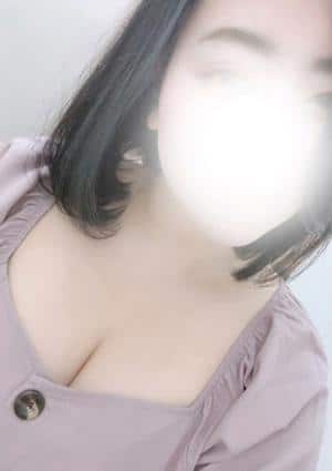 望月しおん