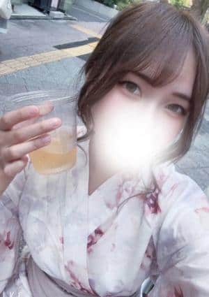 服部やえ