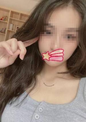 エミ