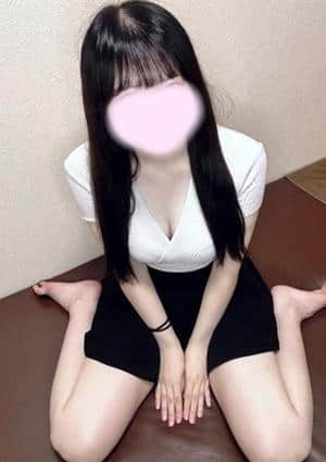 朝比奈 りこ