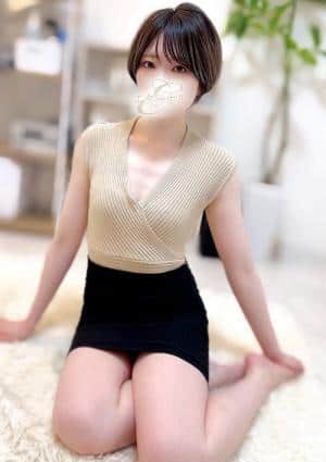 井上 まりえ