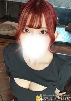ニナ
