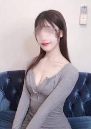 望月みれい