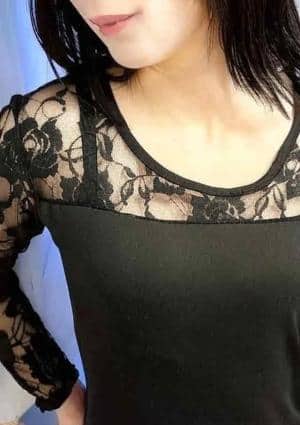 小泉しおり
