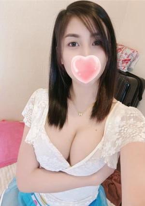 ユイ