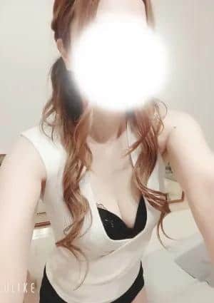 酒井あやめ