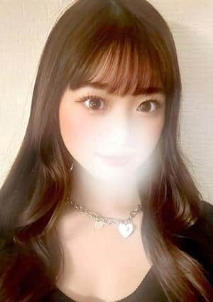 平手 りな