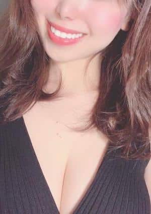 綾瀬めい