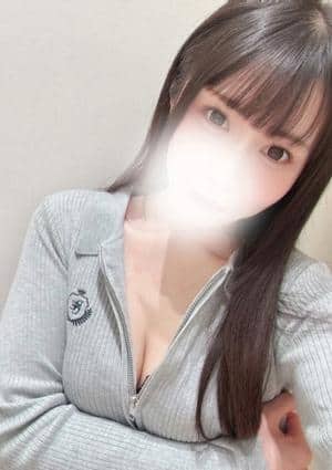 美園ゆあ