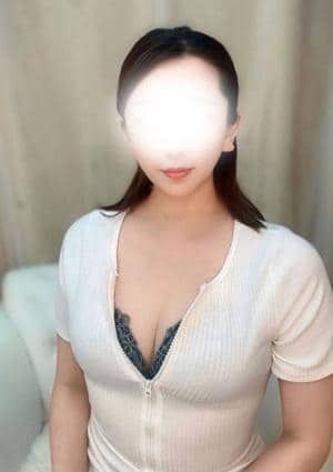 片桐まいこ