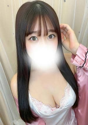 桃乃ひとみ