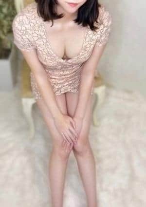 白雪 ゆめ