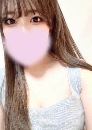 泉ひな