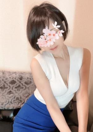 岡マルミ