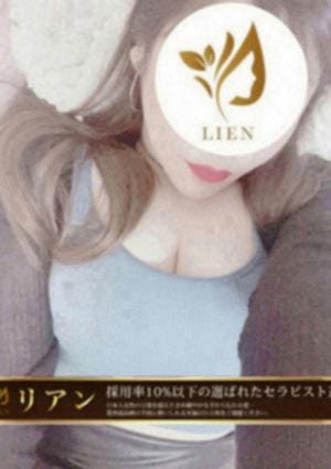 小栗みか