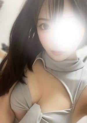 白雪 ゆあ
