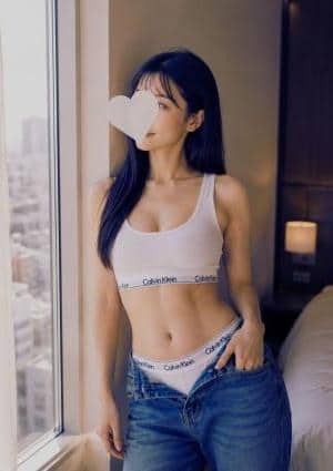 貝原るな