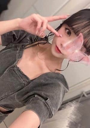 西野 ゆい