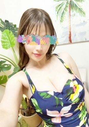 葉月 りお