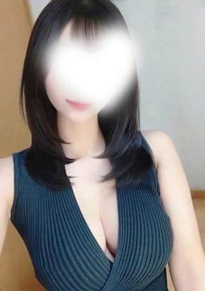 綾瀬れみ