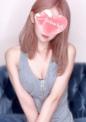 愛依奈りん