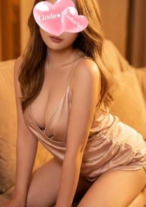 菜月まりな