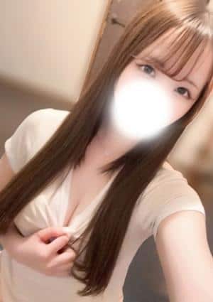 中條ひなの