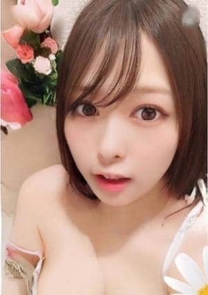内倉もも
