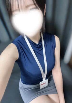 桜井まゆ