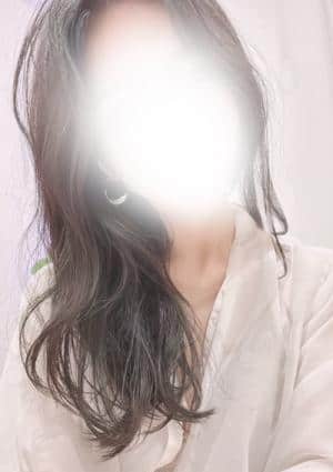影山まゆか