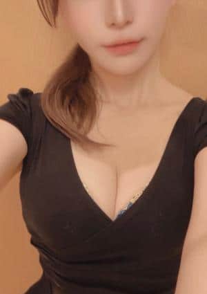 深田つばき