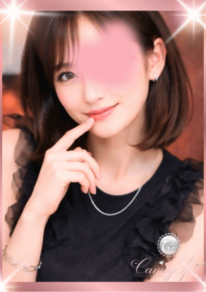 白石 ユリ