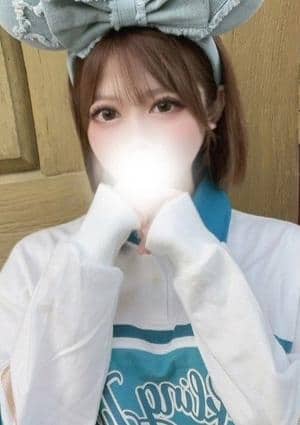 倉持えな