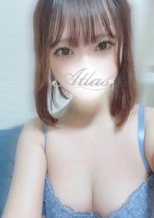 朝井ひな