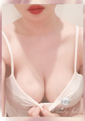 水川 結愛