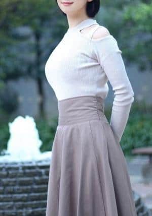 蒼井せりな