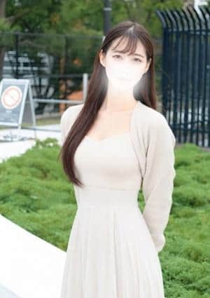 朝倉みおり