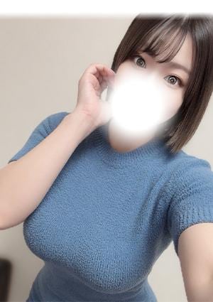 こやませいら
