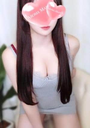 真白ゆあ