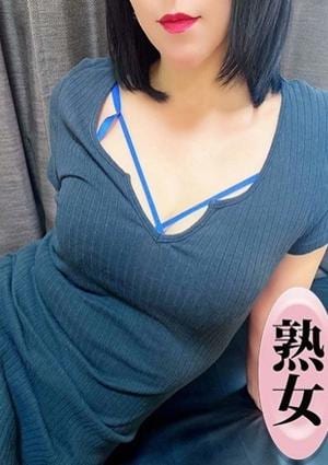 綾木りあ
